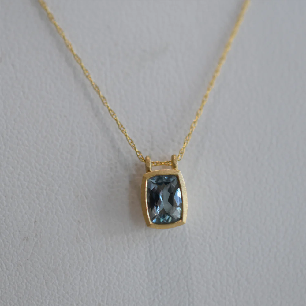 Aquamarine Bezel Pendant Necklace - Image 3