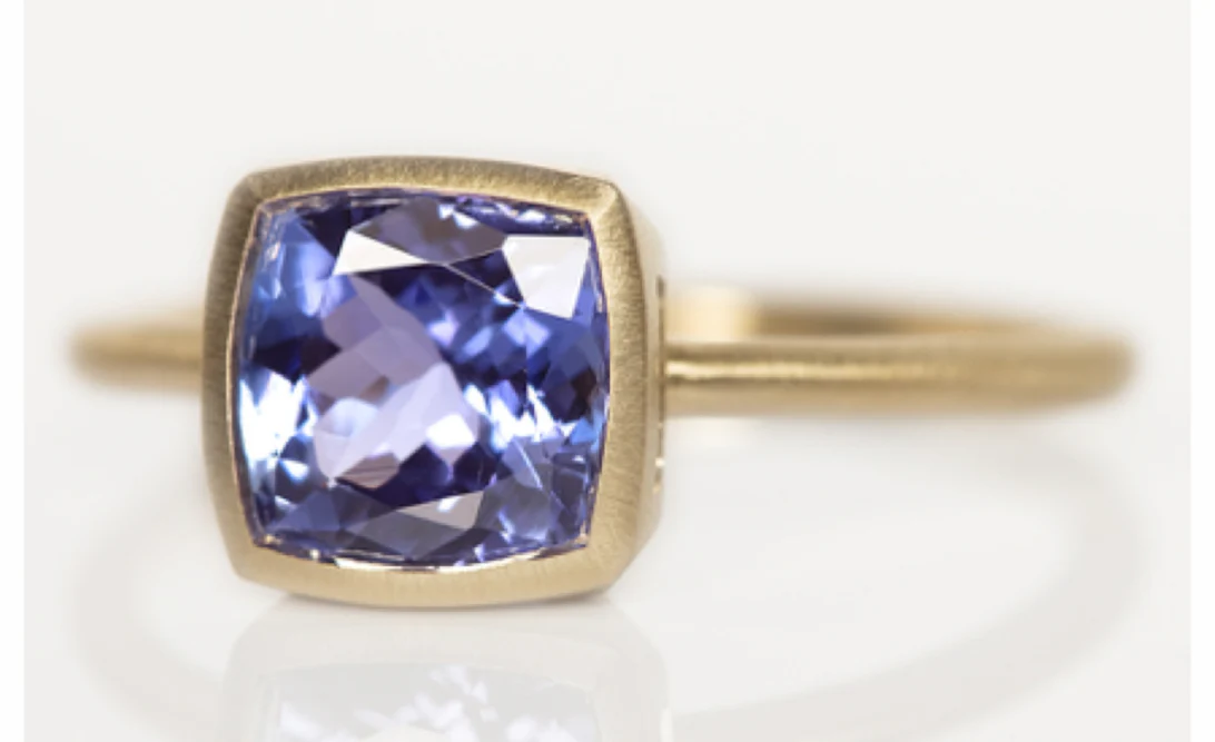 Simple Bezel Ring - Tanzanite - Image 9