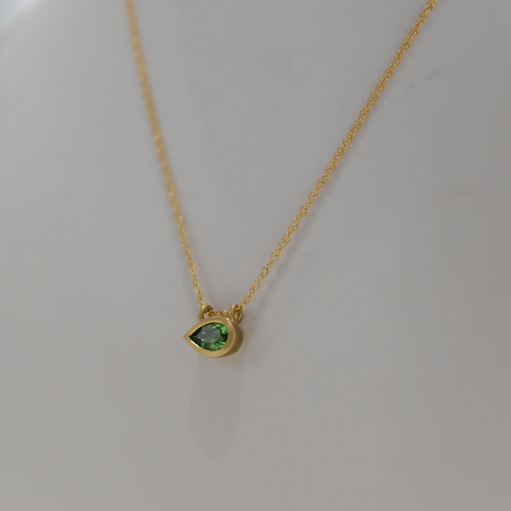Tsavorite Garnet Bezel Pendant Necklace - Image 4